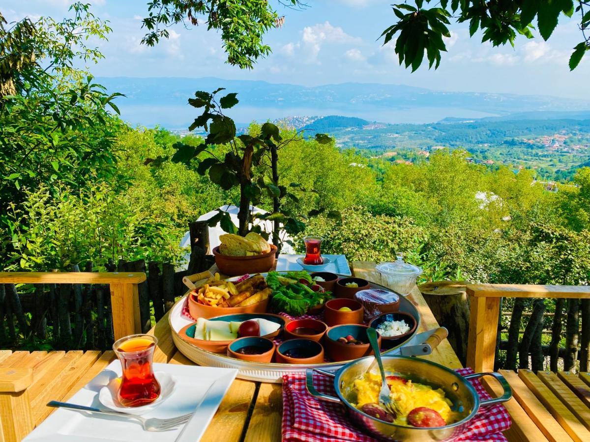 Phalesia Glamping Otel سبانجا المظهر الخارجي الصورة